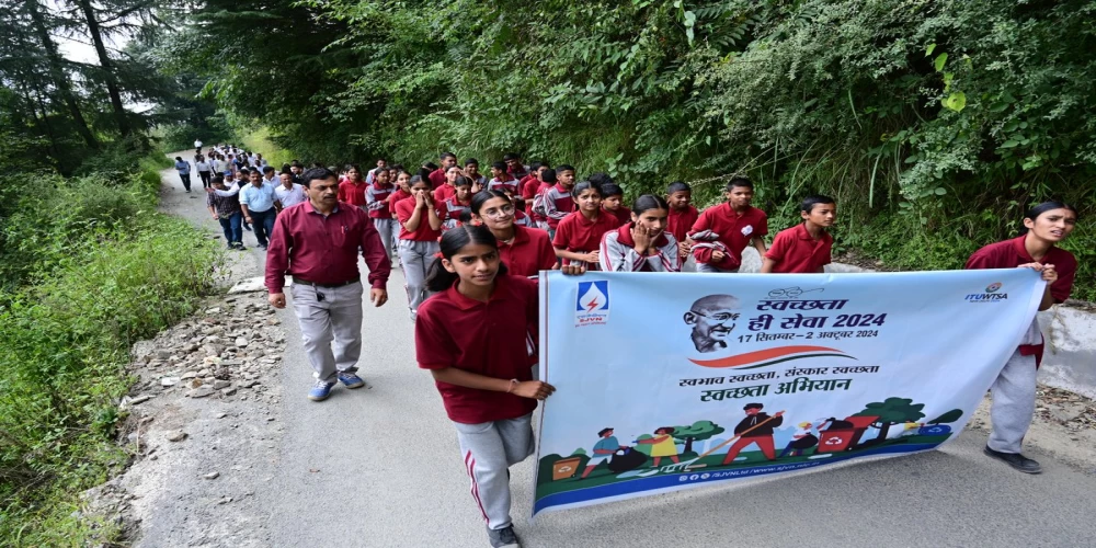 SJVN organises walkathon and cleanliness drive in Shimla SJVN organises walkathon and cleanliness drive in Shimla